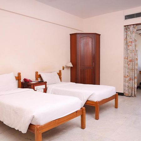 Bell Hotel Sivakasi Bagian luar foto